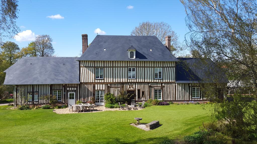 Bed and Breakfast La Charretterie Bacqueville-en-Caux Exterior foto