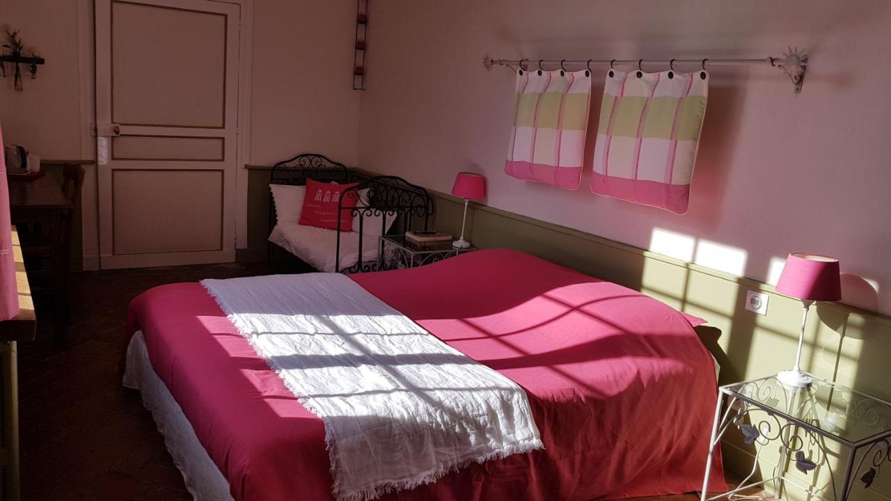 Bed and Breakfast La Charretterie Bacqueville-en-Caux Exterior foto
